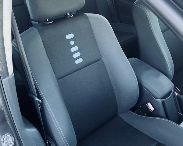 Серый Рено Меган, объемом двигателя 1.46 л и пробегом 213 тыс. км за 5699 $, фото 21 на Automoto.ua