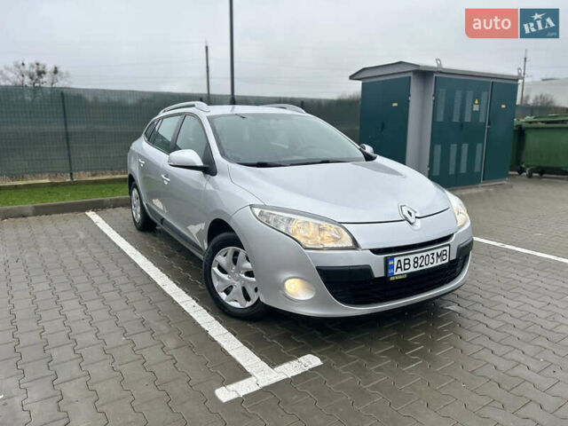 Сірий Рено Меган, об'ємом двигуна 1.6 л та пробігом 172 тис. км за 7450 $, фото 61 на Automoto.ua