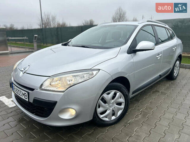 Сірий Рено Меган, об'ємом двигуна 1.6 л та пробігом 172 тис. км за 7450 $, фото 70 на Automoto.ua