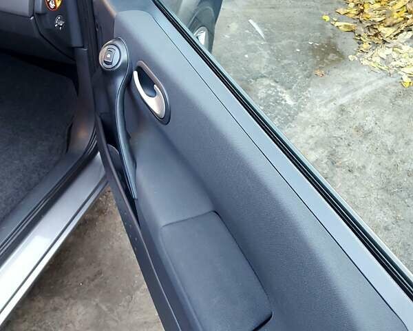 Сірий Рено Меган, об'ємом двигуна 0 л та пробігом 226 тис. км за 5900 $, фото 23 на Automoto.ua