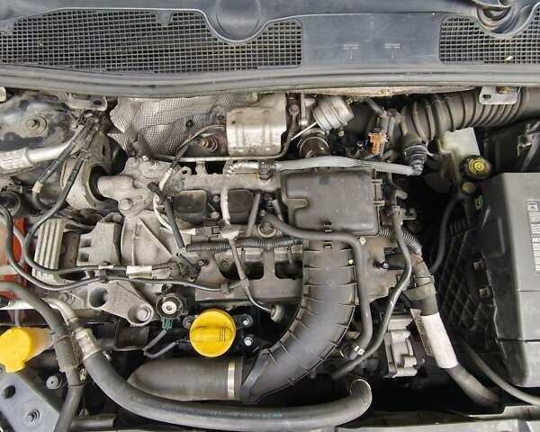 Серый Рено Меган, объемом двигателя 1.4 л и пробегом 215 тыс. км за 5700 $, фото 2 на Automoto.ua