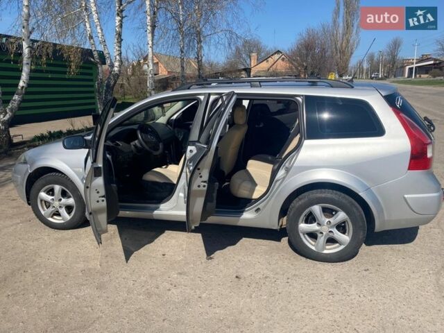 Серый Рено Меган, объемом двигателя 1.6 л и пробегом 321 тыс. км за 5100 $, фото 10 на Automoto.ua