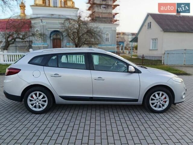 Серый Рено Меган, объемом двигателя 1.6 л и пробегом 195 тыс. км за 6800 $, фото 39 на Automoto.ua