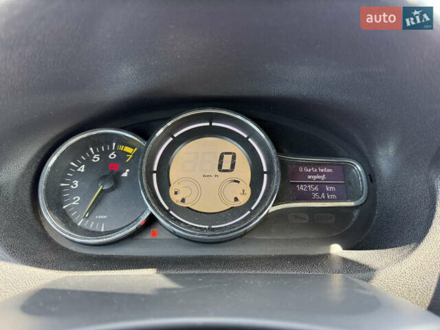 Сірий Рено Меган, об'ємом двигуна 1.4 л та пробігом 143 тис. км за 3999 $, фото 11 на Automoto.ua