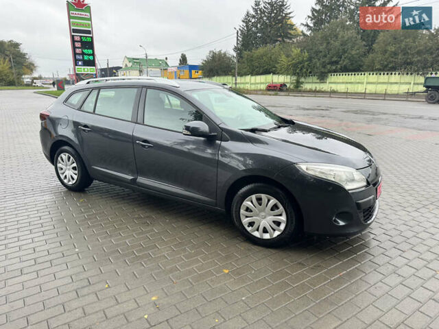 Серый Рено Меган, объемом двигателя 1.6 л и пробегом 231 тыс. км за 7800 $, фото 19 на Automoto.ua