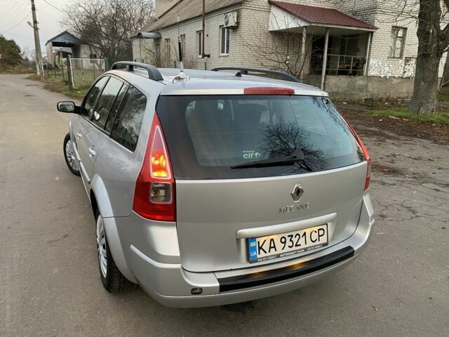 Сірий Рено Меган, об'ємом двигуна 1.6 л та пробігом 260 тис. км за 3750 $, фото 5 на Automoto.ua
