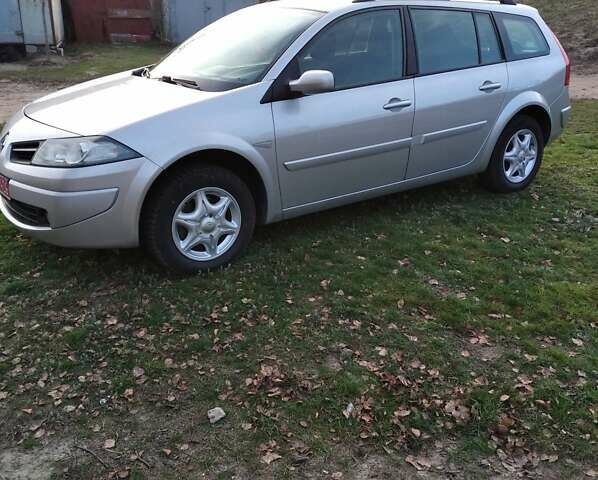 Серый Рено Меган, объемом двигателя 1.6 л и пробегом 178 тыс. км за 5900 $, фото 11 на Automoto.ua