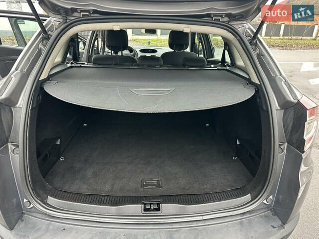 Серый Рено Меган, объемом двигателя 1.6 л и пробегом 176 тыс. км за 6500 $, фото 30 на Automoto.ua