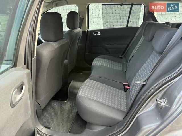 Серый Рено Меган, объемом двигателя 1.6 л и пробегом 195 тыс. км за 5850 $, фото 30 на Automoto.ua