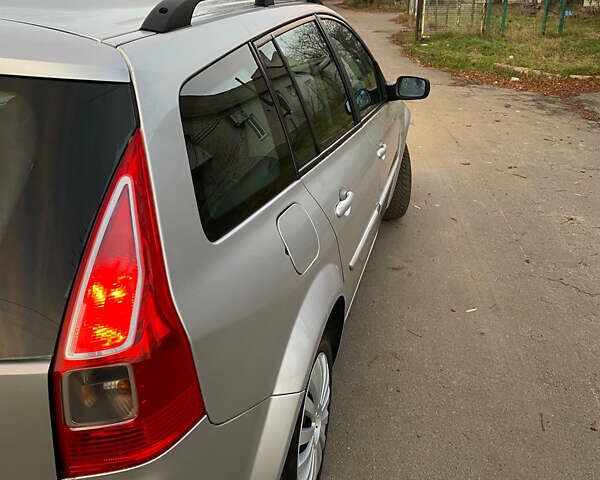 Сірий Рено Меган, об'ємом двигуна 1.6 л та пробігом 260 тис. км за 3600 $, фото 5 на Automoto.ua