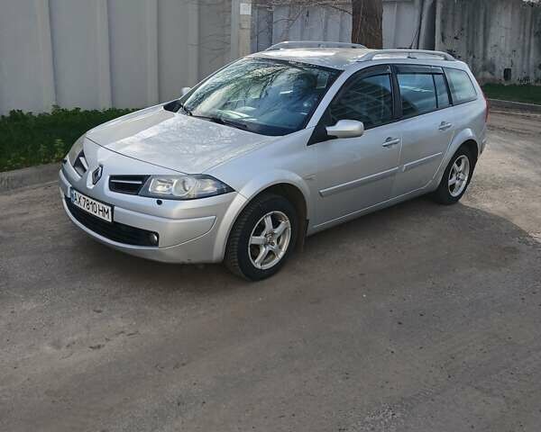 Серый Рено Меган, объемом двигателя 1.6 л и пробегом 199 тыс. км за 4900 $, фото 6 на Automoto.ua