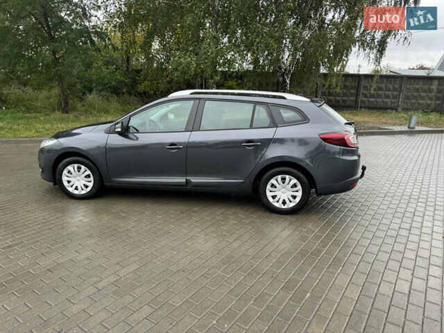 Рено Меган 2009 в Белой Церкве на Automoto.ua Серый Рено Меган, объемом двигателя 1.6 л и пробегом 231 тыс. км за 7900 $, фото 30 на Automoto.ua