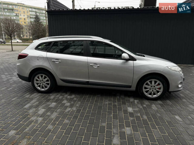 Сірий Рено Меган, об'ємом двигуна 1.6 л та пробігом 196 тис. км за 7850 $, фото 51 на Automoto.ua