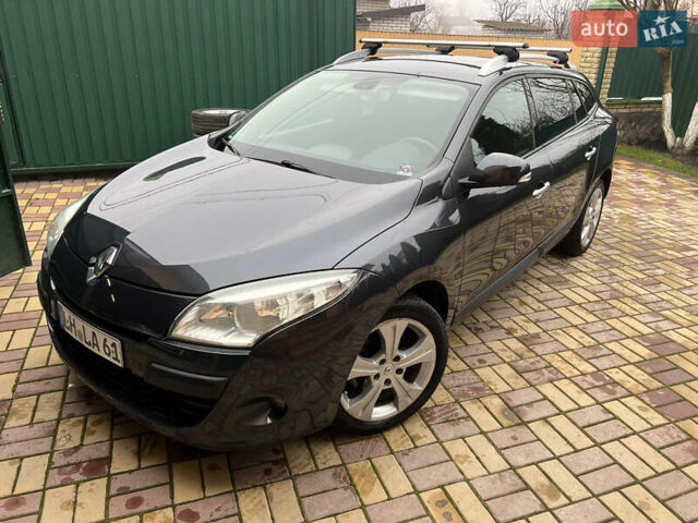 Сірий Рено Меган, об'ємом двигуна 1.6 л та пробігом 210 тис. км за 7250 $, фото 7 на Automoto.ua