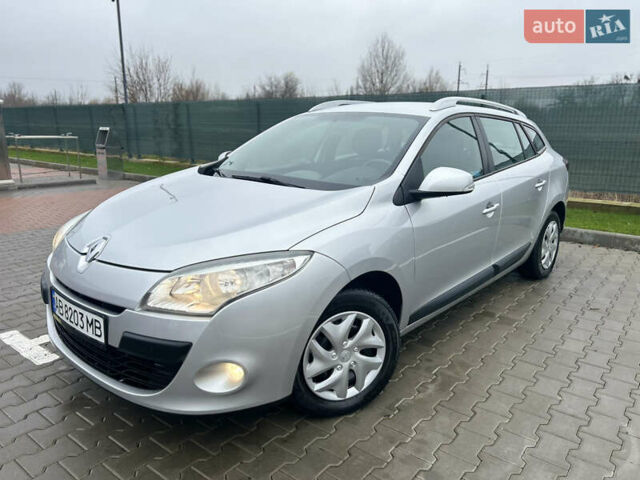 Сірий Рено Меган, об'ємом двигуна 1.6 л та пробігом 172 тис. км за 7450 $, фото 59 на Automoto.ua