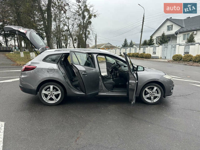 Сірий Рено Меган, об'ємом двигуна 1.6 л та пробігом 176 тис. км за 6450 $, фото 43 на Automoto.ua