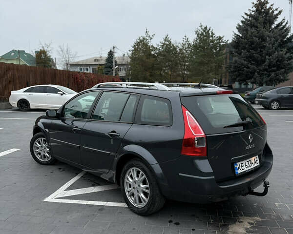 Серый Рено Меган, объемом двигателя 1.6 л и пробегом 204 тыс. км за 6900 $, фото 3 на Automoto.ua