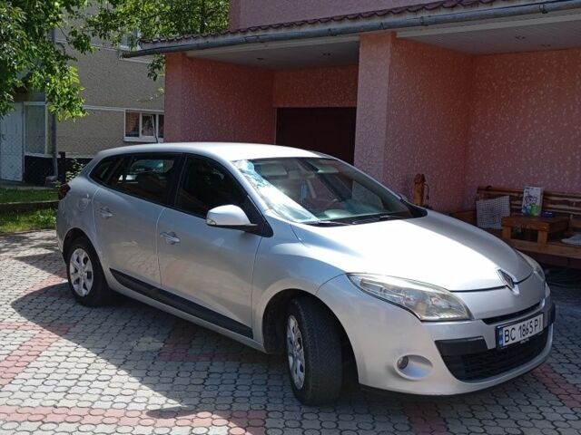 Сірий Рено Меган, об'ємом двигуна 1.5 л та пробігом 320 тис. км за 5200 $, фото 10 на Automoto.ua