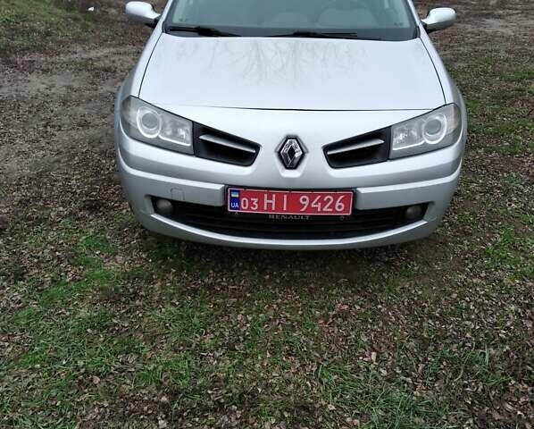 Серый Рено Меган, объемом двигателя 1.6 л и пробегом 178 тыс. км за 5900 $, фото 15 на Automoto.ua