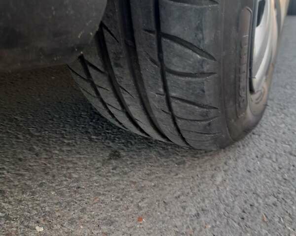 Рено Меган 2009 в Николаеве на Automoto.ua Серый Рено Меган, объемом двигателя 1.46 л и пробегом 264 тыс. км за 6400 $, фото 11 на Automoto.ua