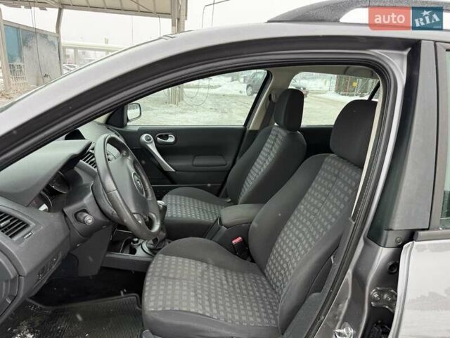 Серый Рено Меган, объемом двигателя 1.6 л и пробегом 194 тыс. км за 5650 $, фото 24 на Automoto.ua