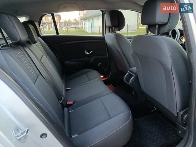 Серый Рено Меган, объемом двигателя 1.6 л и пробегом 195 тыс. км за 6800 $, фото 28 на Automoto.ua