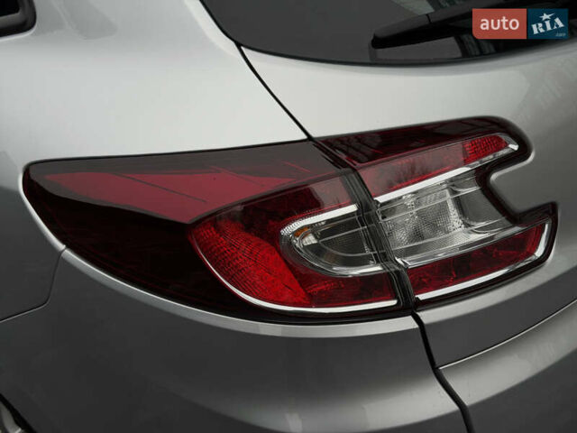 Сірий Рено Меган, об'ємом двигуна 1.6 л та пробігом 196 тис. км за 7850 $, фото 71 на Automoto.ua