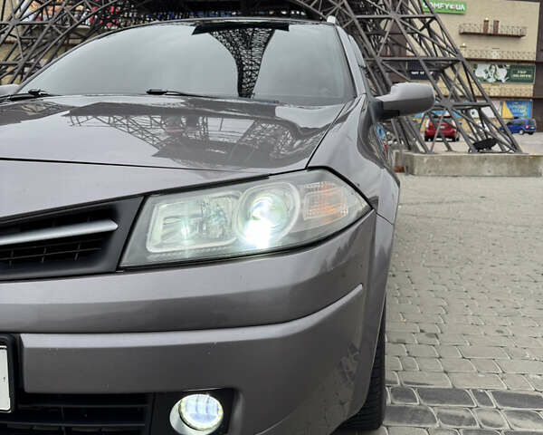 Серый Рено Меган, объемом двигателя 1.5 л и пробегом 277 тыс. км за 6000 $, фото 24 на Automoto.ua