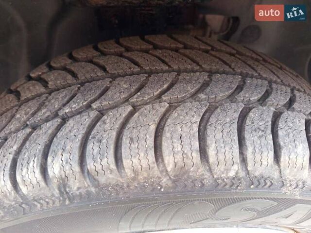 Серый Рено Меган, объемом двигателя 1.6 л и пробегом 198 тыс. км за 5800 $, фото 22 на Automoto.ua