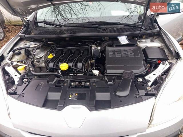 Серый Рено Меган, объемом двигателя 1.6 л и пробегом 270 тыс. км за 6600 $, фото 10 на Automoto.ua