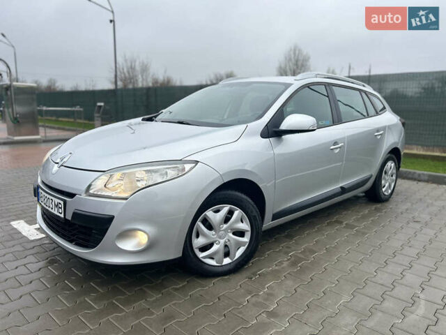 Сірий Рено Меган, об'ємом двигуна 1.6 л та пробігом 172 тис. км за 7450 $, фото 58 на Automoto.ua