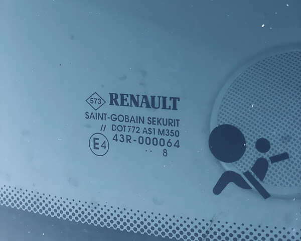 Серый Рено Меган, объемом двигателя 1.46 л и пробегом 213 тыс. км за 5699 $, фото 6 на Automoto.ua