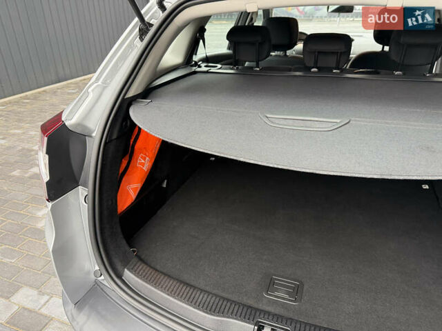 Сірий Рено Меган, об'ємом двигуна 1.6 л та пробігом 196 тис. км за 7850 $, фото 110 на Automoto.ua