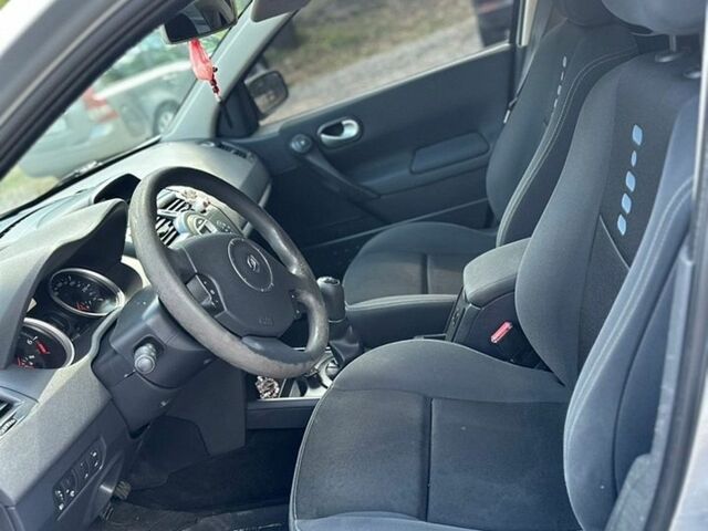 Сірий Рено Меган, об'ємом двигуна 1.6 л та пробігом 334 тис. км за 4500 $, фото 7 на Automoto.ua