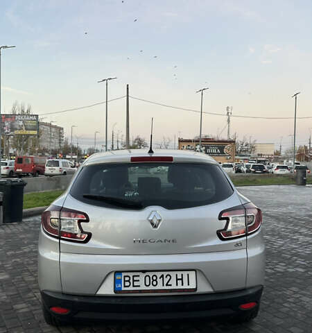 Сірий Рено Меган, об'ємом двигуна 1.46 л та пробігом 249 тис. км за 6999 $, фото 3 на Automoto.ua