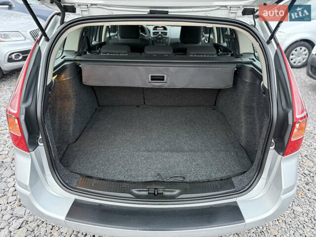 Серый Рено Меган, объемом двигателя 1.6 л и пробегом 156 тыс. км за 6850 $, фото 23 на Automoto.ua