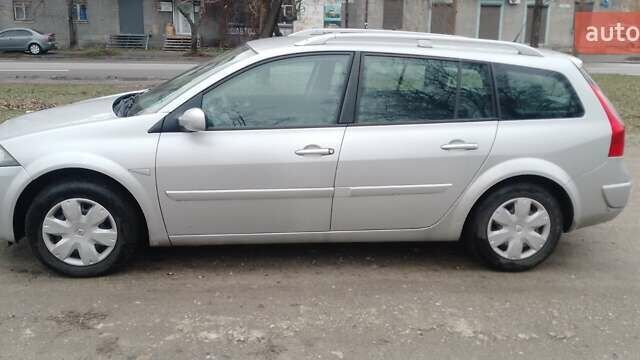 Серый Рено Меган, объемом двигателя 1.46 л и пробегом 295 тыс. км за 5100 $, фото 1 на Automoto.ua