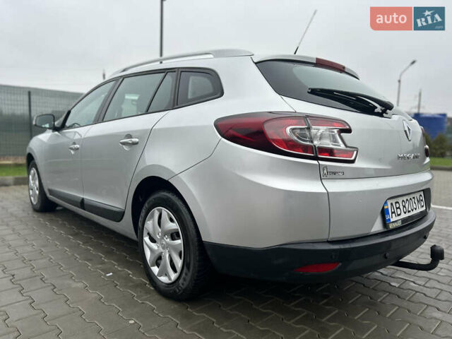 Сірий Рено Меган, об'ємом двигуна 1.6 л та пробігом 172 тис. км за 7450 $, фото 34 на Automoto.ua