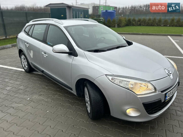 Сірий Рено Меган, об'ємом двигуна 1.6 л та пробігом 172 тис. км за 7450 $, фото 12 на Automoto.ua