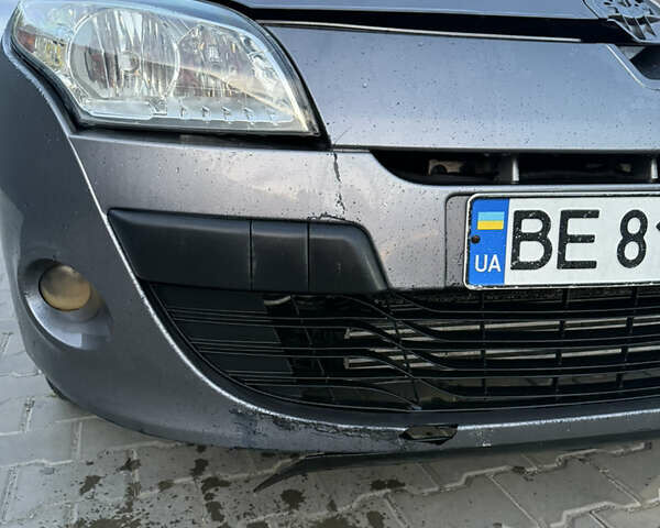 Серый Рено Меган, объемом двигателя 1.46 л и пробегом 365 тыс. км за 5000 $, фото 2 на Automoto.ua