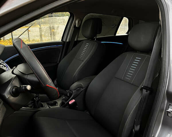 Рено Меган 2009 в Луцке на Automoto.ua Серый Рено Меган, объемом двигателя 1.5 л и пробегом 275 тыс. км за 5150 $, фото 26 на Automoto.ua