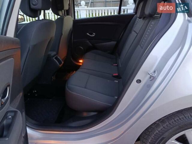 Серый Рено Меган, объемом двигателя 1.6 л и пробегом 195 тыс. км за 6800 $, фото 81 на Automoto.ua