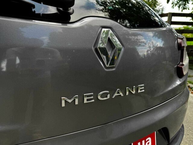 Рено Меган 2009 у Києві на Automoto.ua Сірий Рено Меган, об'ємом двигуна 1.4 л та пробігом 267 тис. км за 5390 $, фото 7 на Automoto.ua