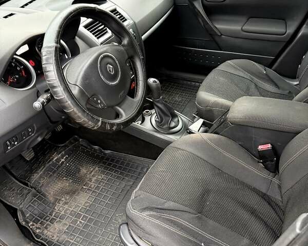 Сірий Рено Меган, об'ємом двигуна 1.6 л та пробігом 229 тис. км за 5100 $, фото 16 на Automoto.ua