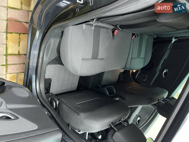 Серый Рено Меган, объемом двигателя 1.6 л и пробегом 210 тыс. км за 7399 $, фото 31 на Automoto.ua