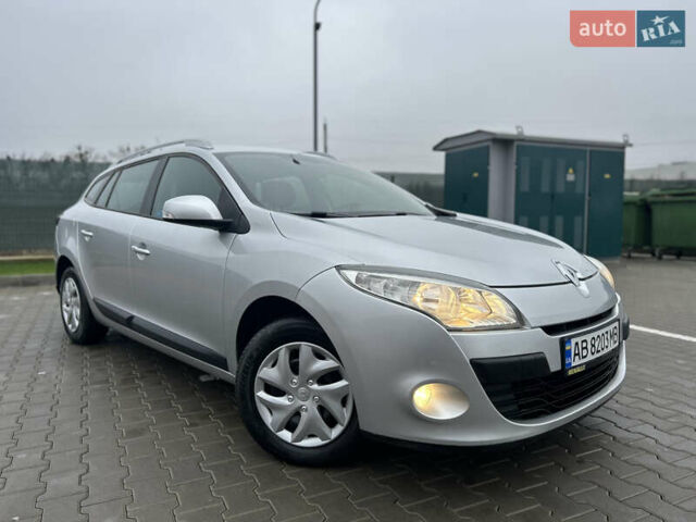 Сірий Рено Меган, об'ємом двигуна 1.6 л та пробігом 172 тис. км за 7450 $, фото 20 на Automoto.ua