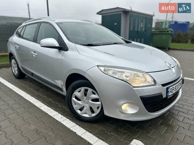 Сірий Рено Меган, об'ємом двигуна 1.6 л та пробігом 172 тис. км за 7450 $, фото 63 на Automoto.ua