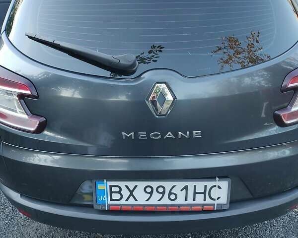 Серый Рено Меган, объемом двигателя 1.5 л и пробегом 221 тыс. км за 6700 $, фото 4 на Automoto.ua