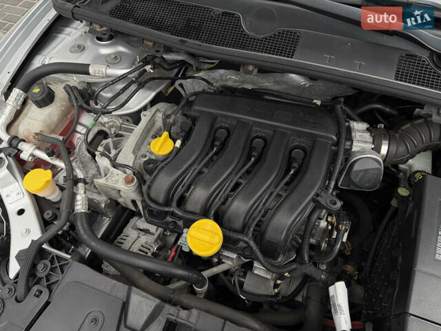 Сірий Рено Меган, об'ємом двигуна 1.6 л та пробігом 196 тис. км за 7850 $, фото 122 на Automoto.ua