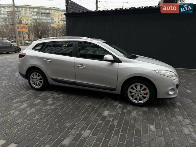 Сірий Рено Меган, об'ємом двигуна 1.6 л та пробігом 196 тис. км за 7850 $, фото 53 на Automoto.ua